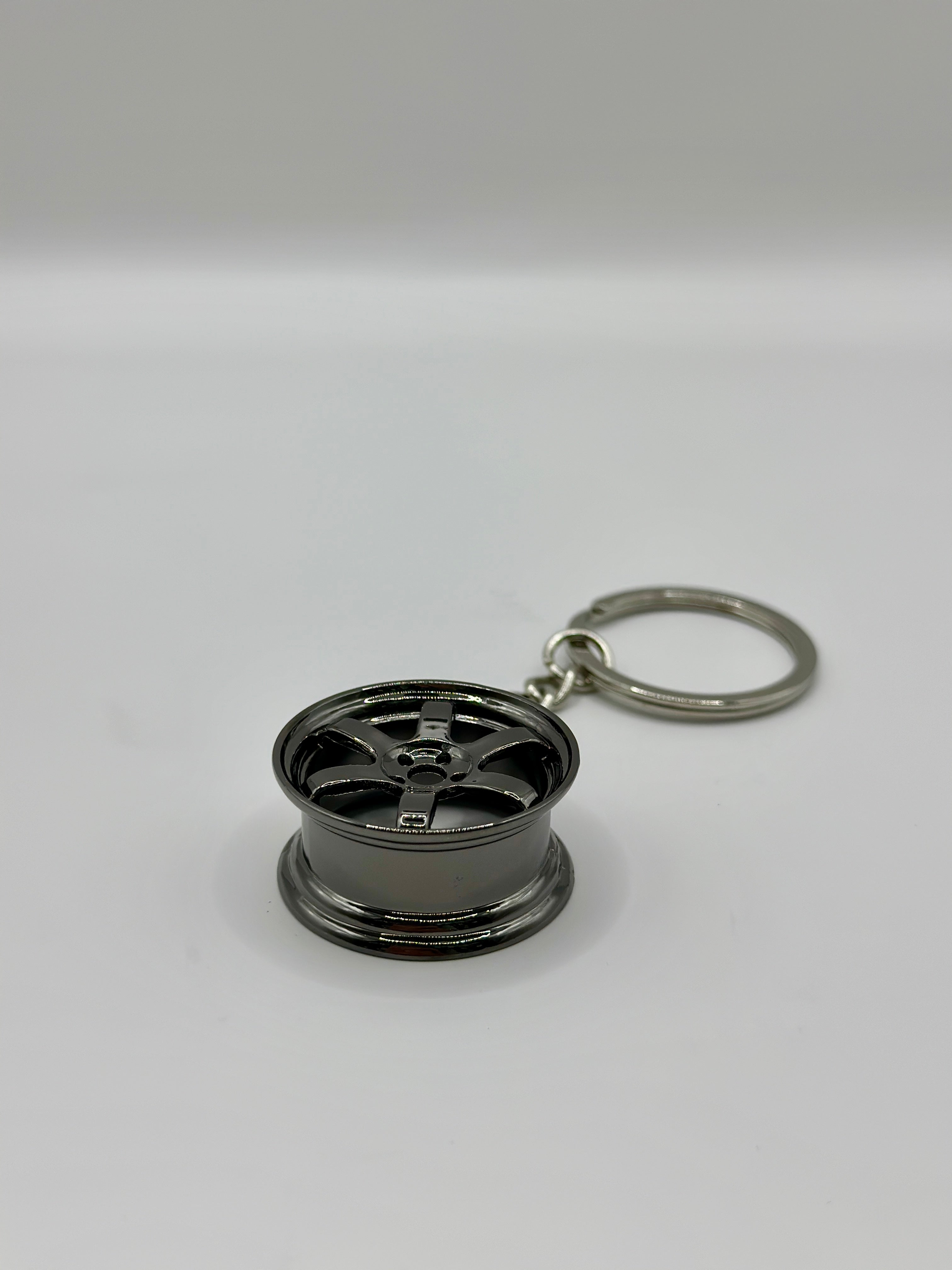 Wheel Key Ring Glossy Matt