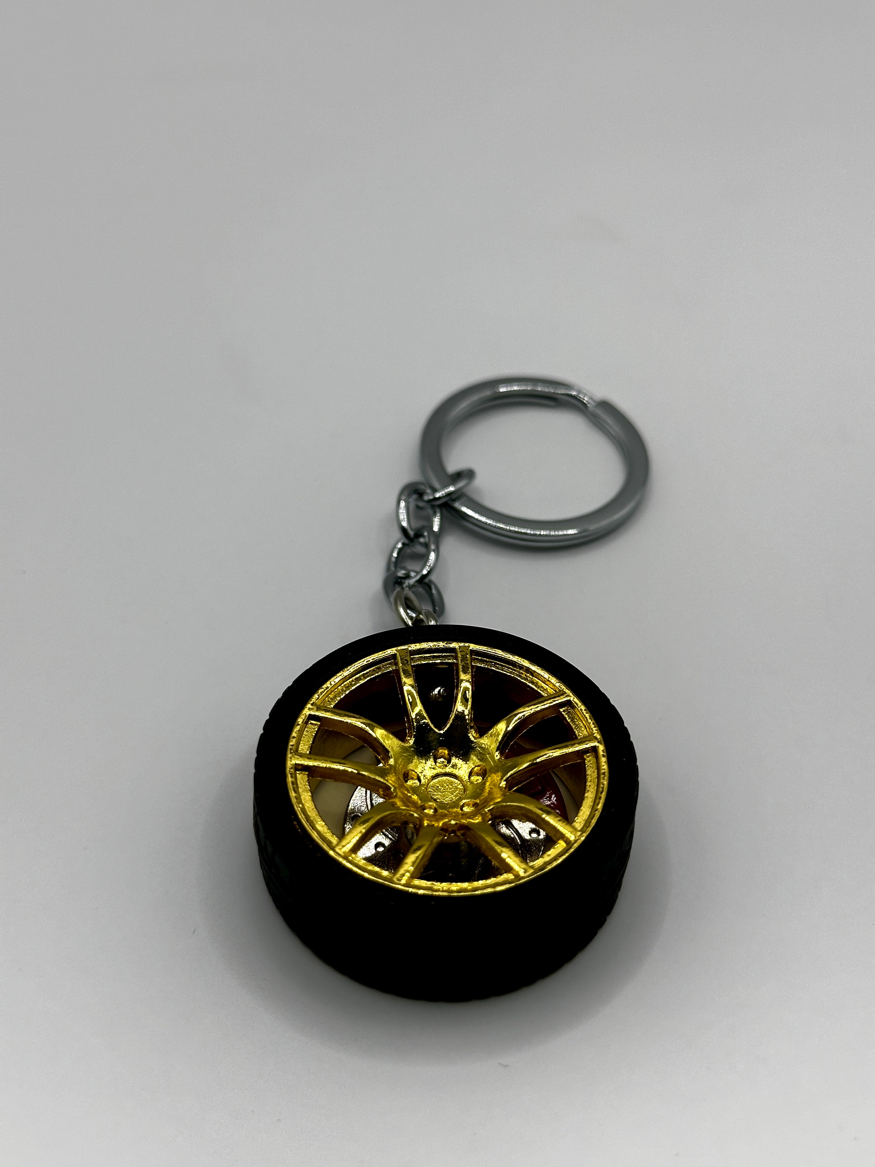 Metal Wheel Keychain with Rubber Tire, Red Calliper & Gold