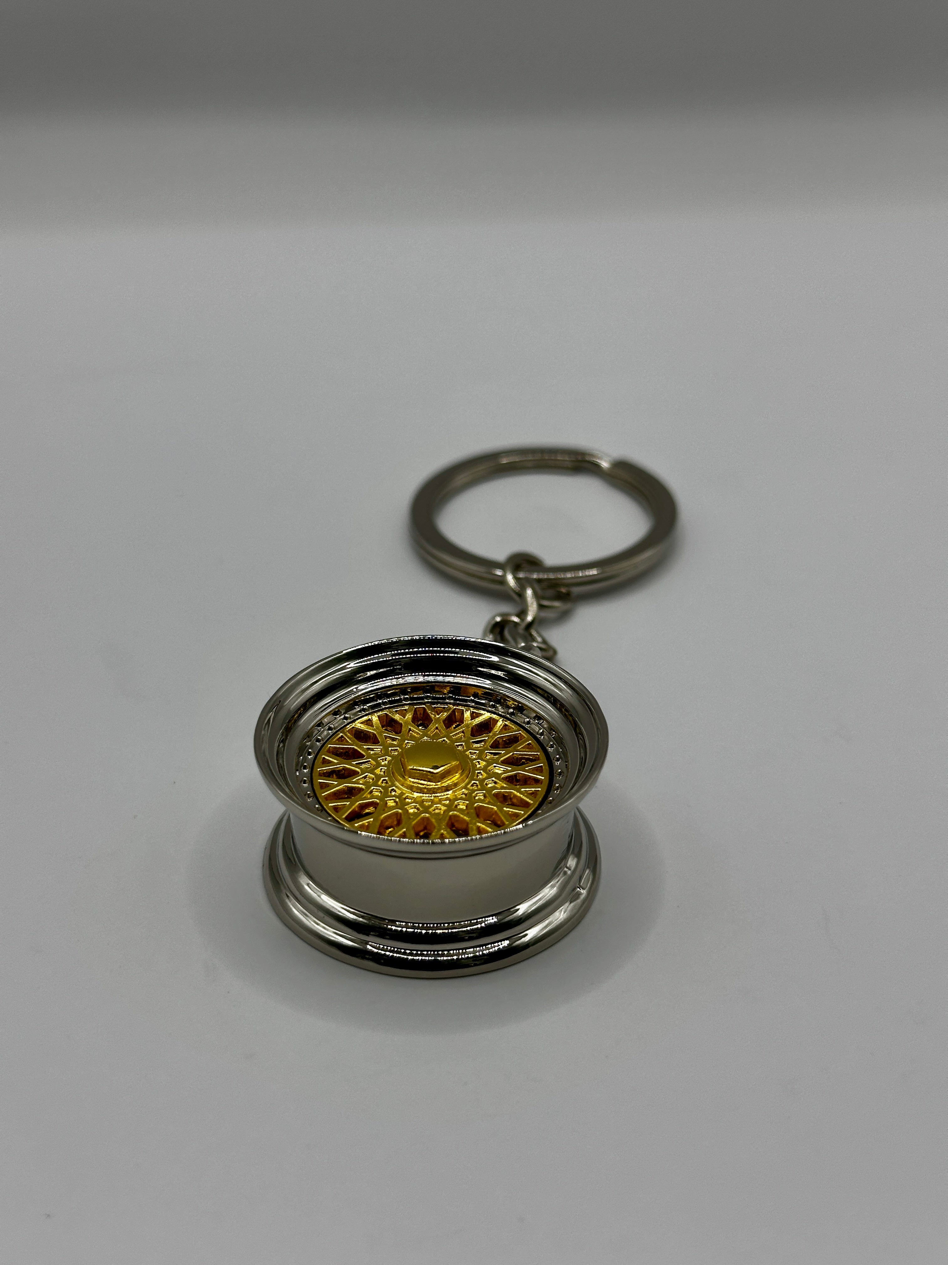 Wheel Key Ring Classic Gold