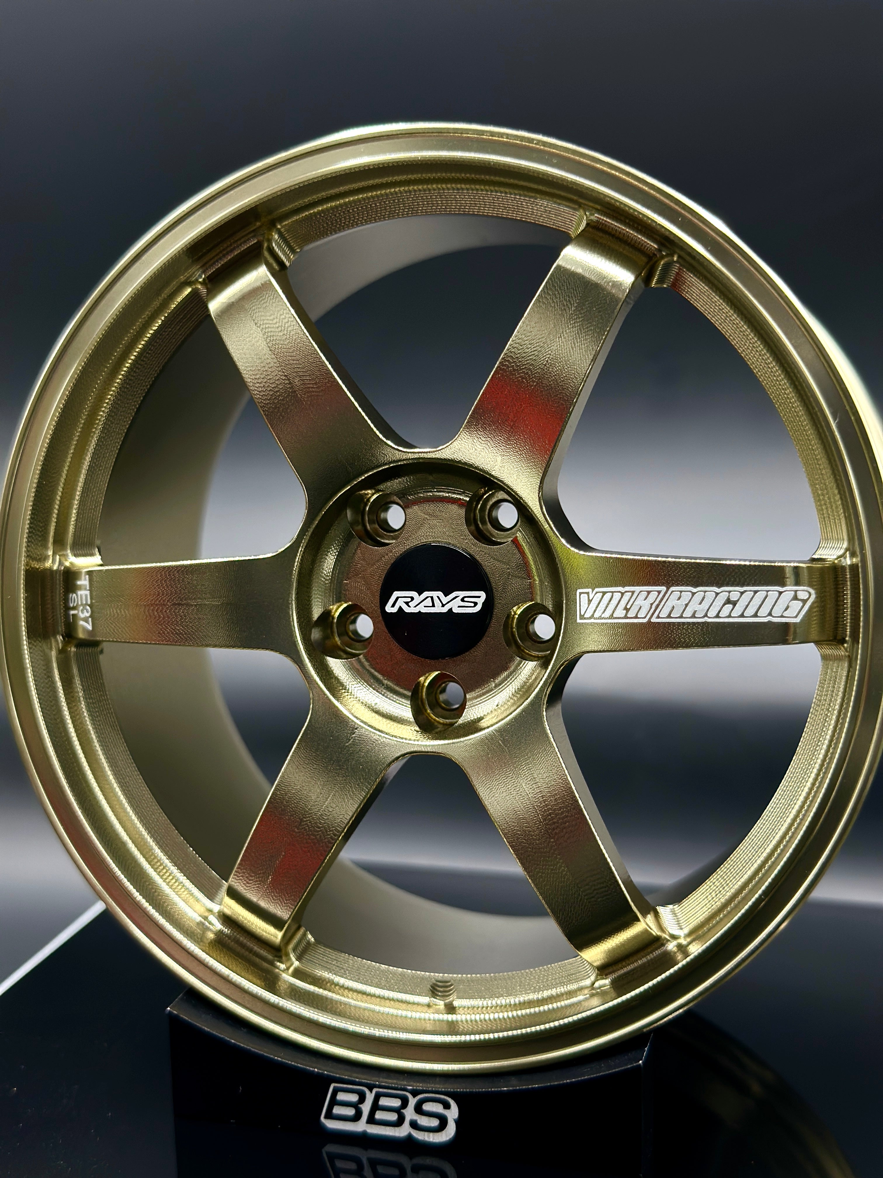 RAYS- GT PREMIUM VOLK RACING GOLD