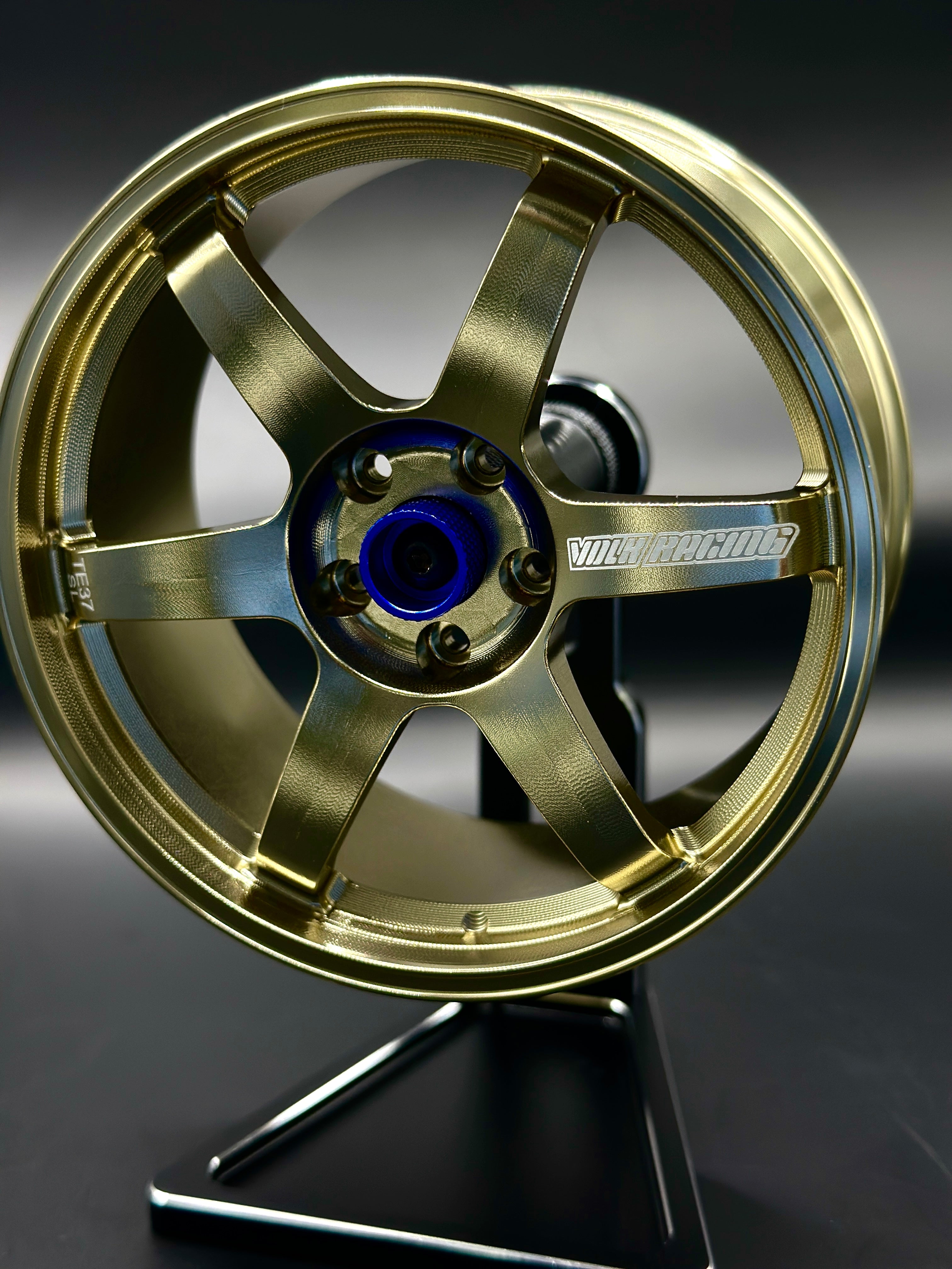 Spinning Rims Display